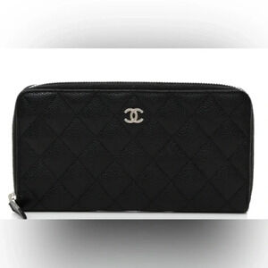 CHANEL Caviar Quilted Large Gusset Zip Around Wallet Black